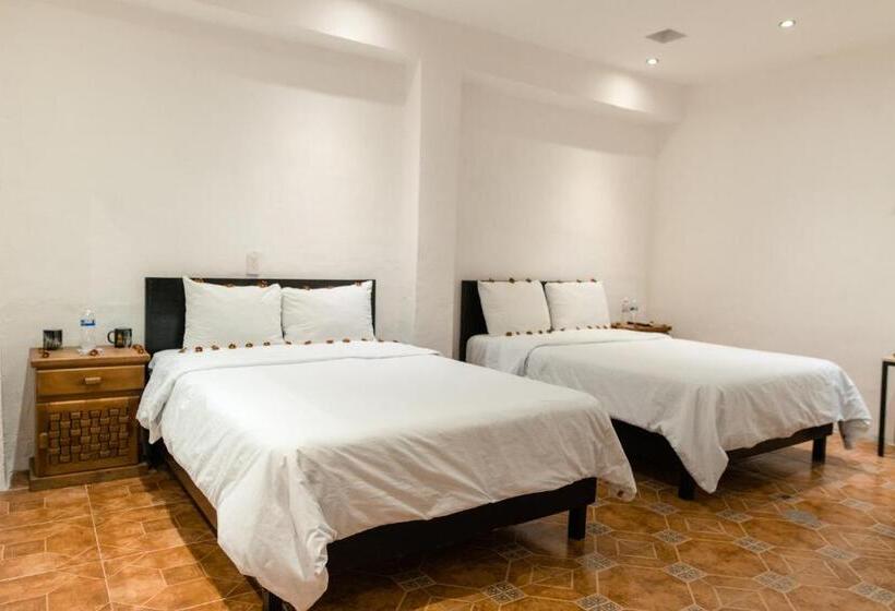 הוסטל La Catedral Mérida