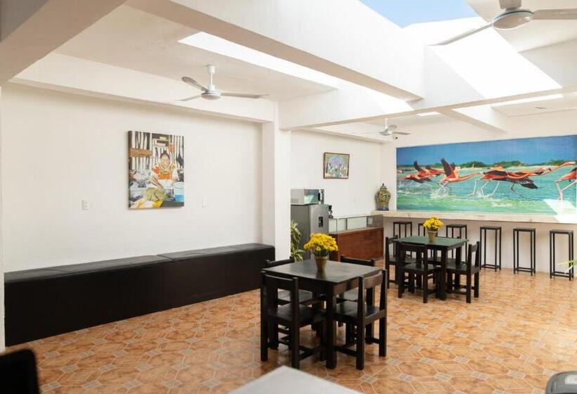 הוסטל La Catedral Mérida