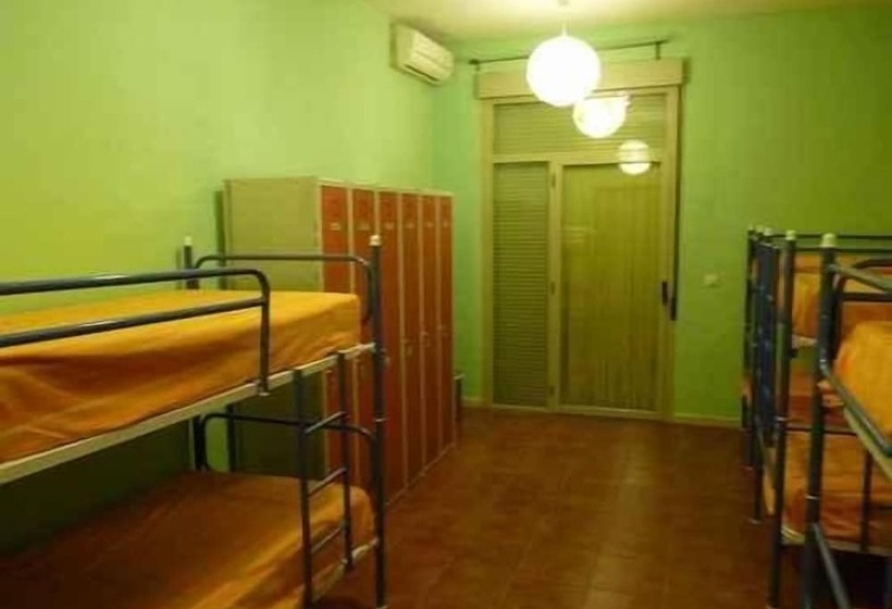 Albergue Turístico La Alegría   Hostel