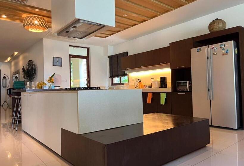 Amatapura Beachfront Villa 10 , Sha Certified