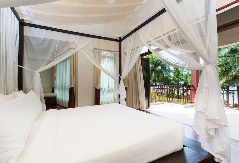 Amatapura Beachfront Villa 10 , Sha Certified