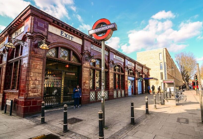 Apartment Wharf   Cambridge Avenue