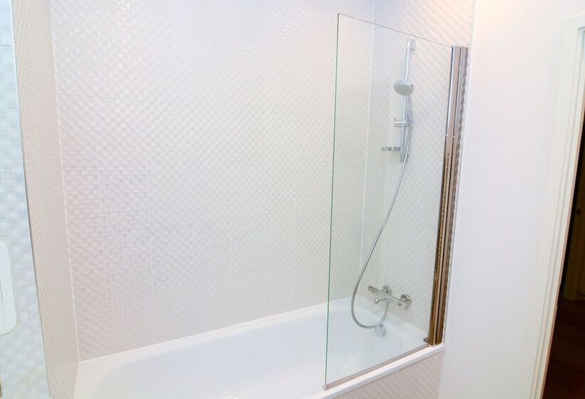 Apartment Wharf   Cambridge Avenue