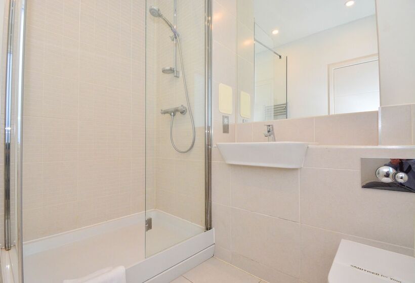 Apartment Wharf   Cambridge Avenue