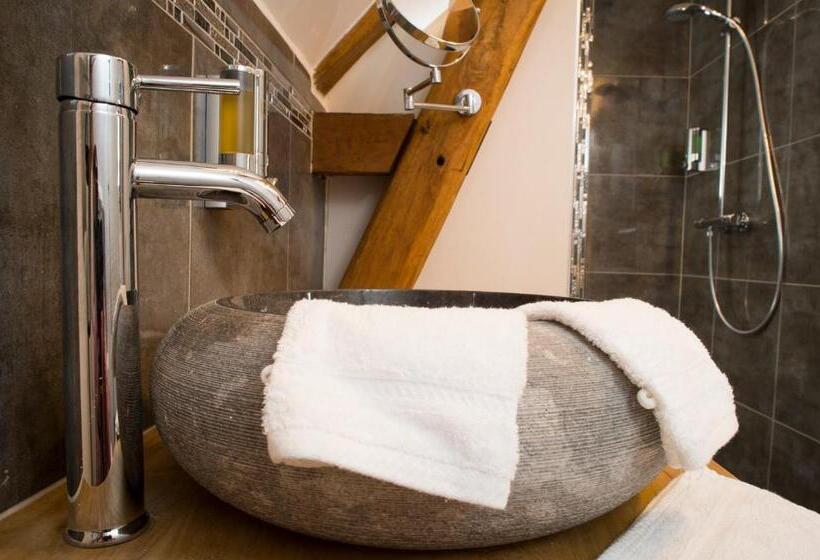 مبيت وإفطار Aux Charmes De Maintenon