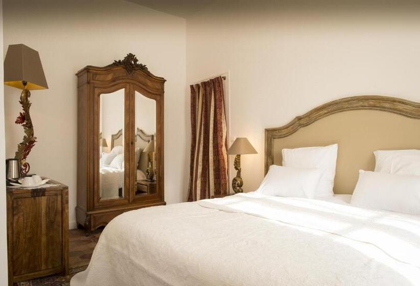 مبيت وإفطار Aux Charmes De Maintenon