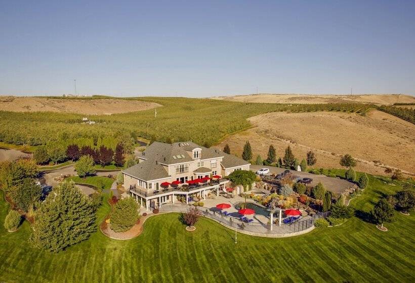 مبيت وإفطار Cameo Heights Mansion And The Vine Fine Dining Restaurant