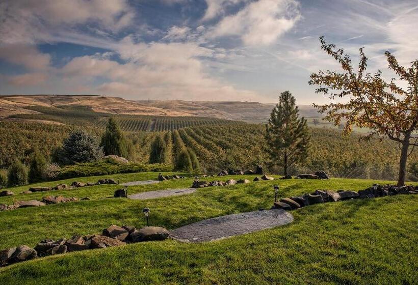 مبيت وإفطار Cameo Heights Mansion And The Vine Fine Dining Restaurant