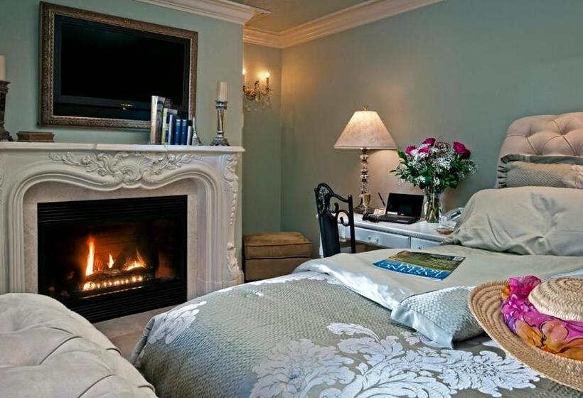 مبيت وإفطار Cameo Heights Mansion And The Vine Fine Dining Restaurant