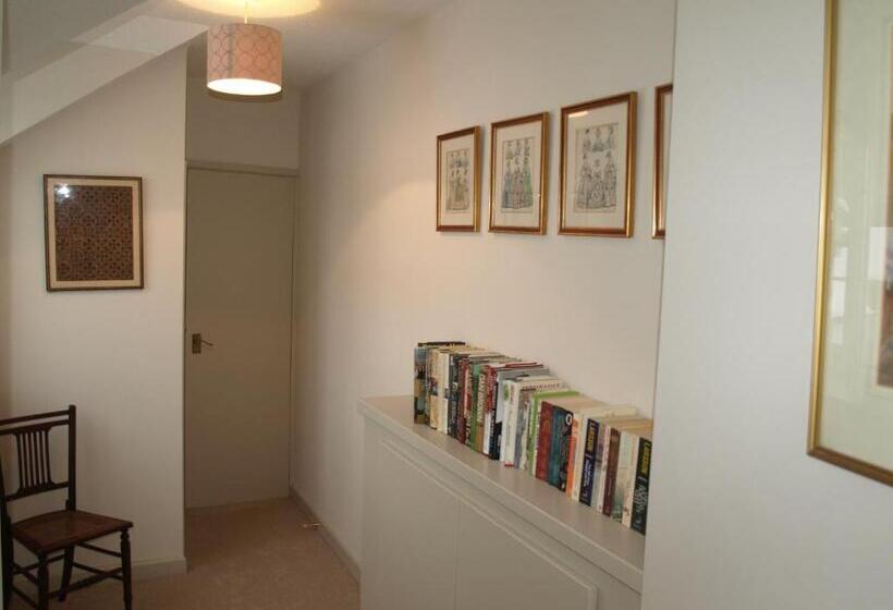 צימר Cleaver Cottage