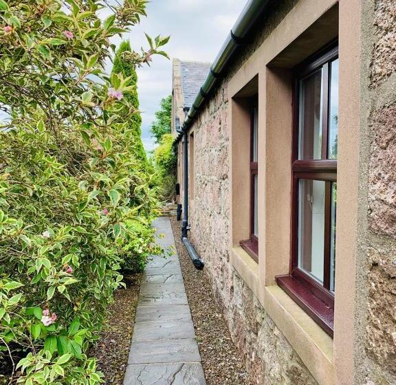 مبيت وإفطار Crawfield Grange