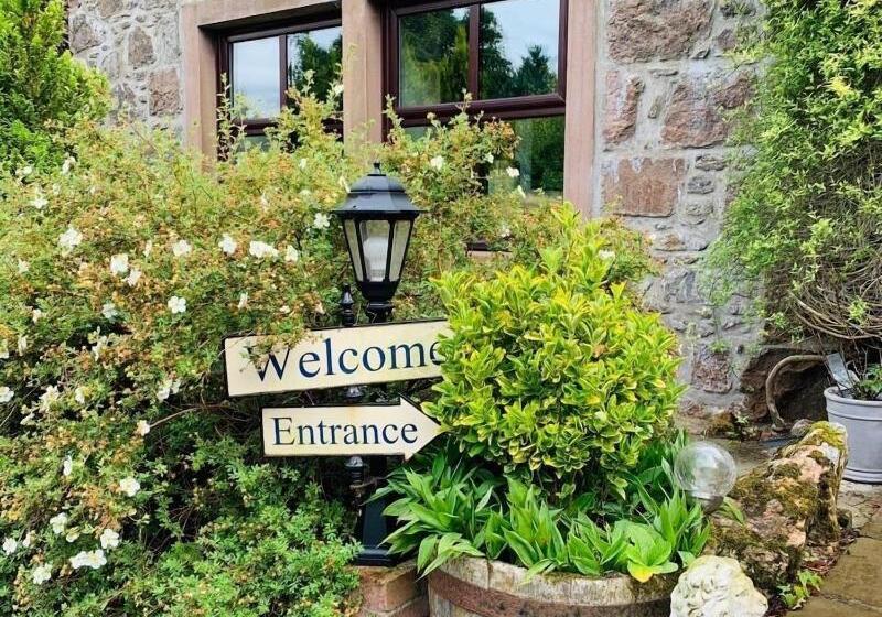 مبيت وإفطار Crawfield Grange