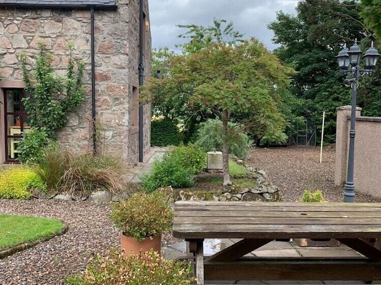 مبيت وإفطار Crawfield Grange