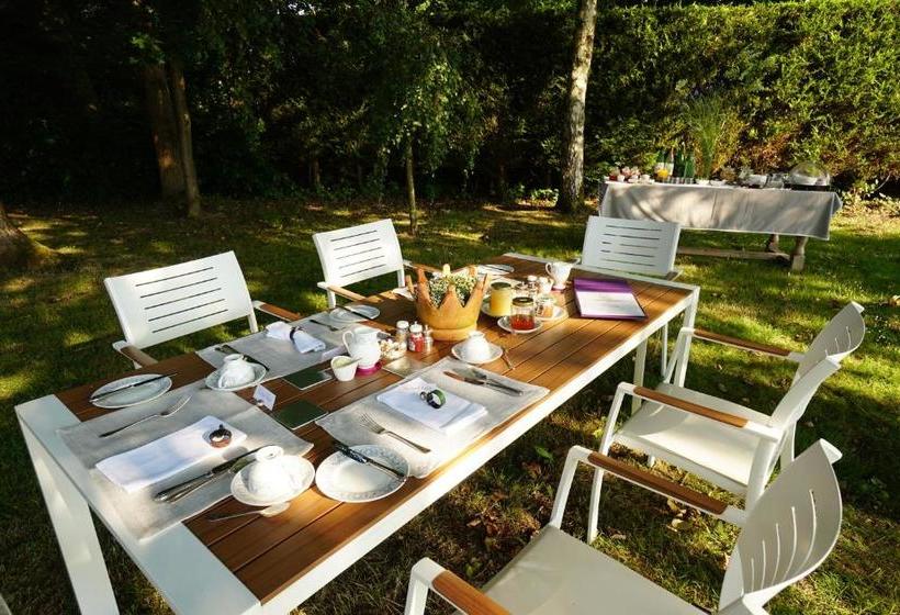 مبيت وإفطار Field Green Oast