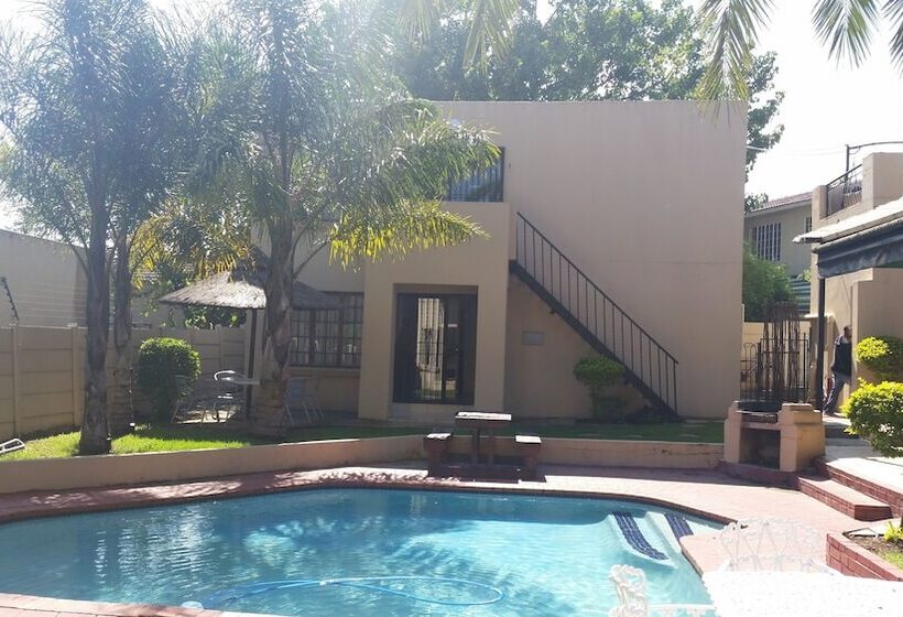 צימר Louhallas Accommodation