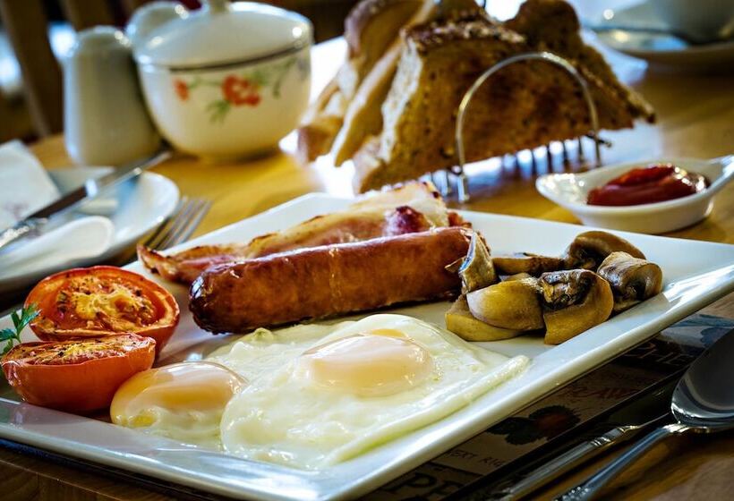 住宿加早餐  Orchard Lodge & Wolds Restaurant