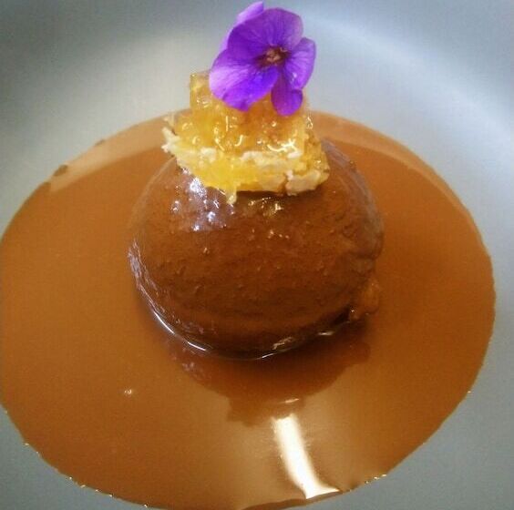 住宿加早餐  Orchard Lodge & Wolds Restaurant