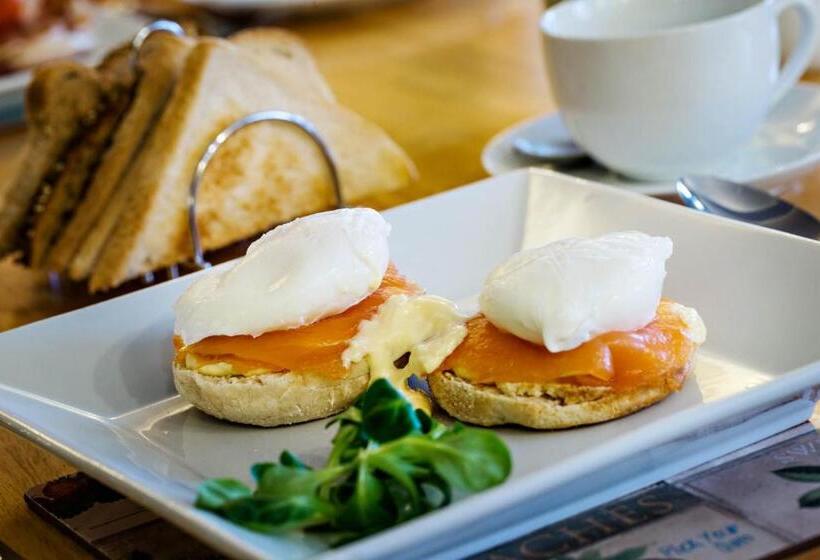 住宿加早餐  Orchard Lodge & Wolds Restaurant