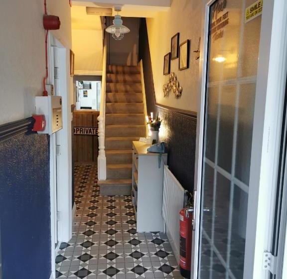 مبيت وإفطار The Beaches