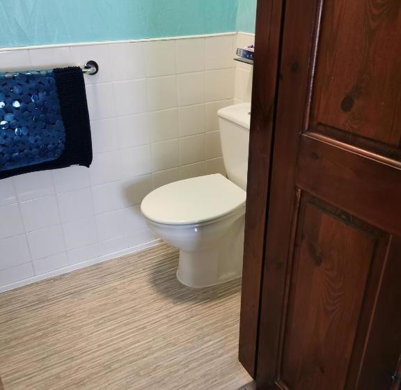 مبيت وإفطار The Beaches