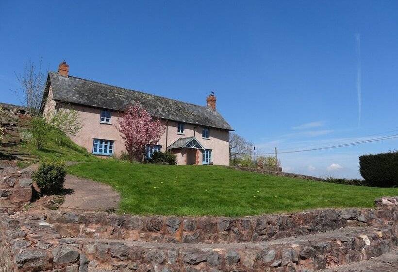 مبيت وإفطار The Old Dairy At Bishops Barton
