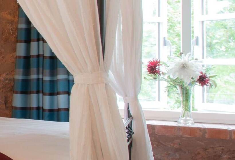 مبيت وإفطار The Old Dairy At Bishops Barton