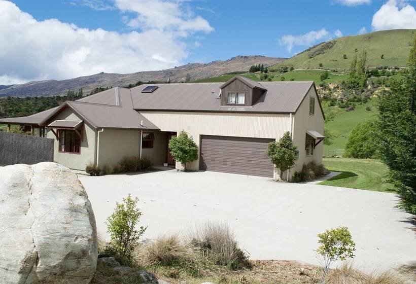 Cardrona Mountain House