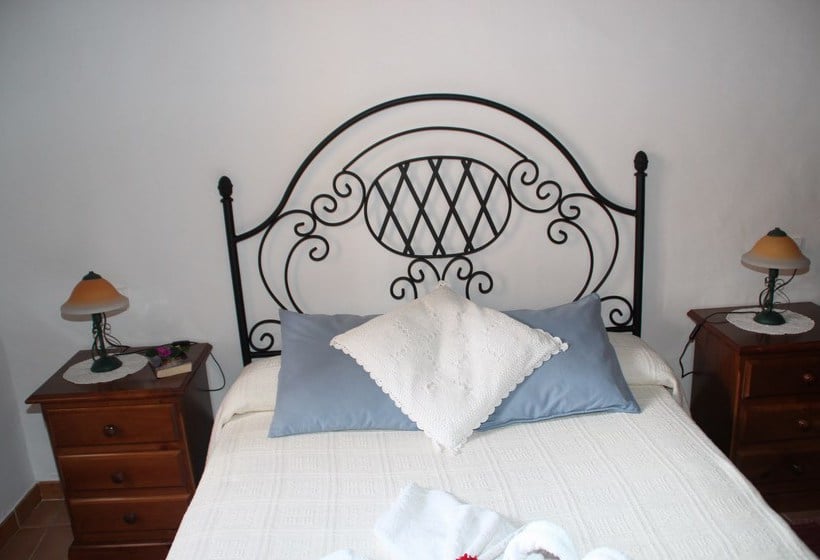 Casas Rurales Los Marantes