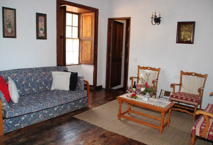 Casas Rurales Los Marantes