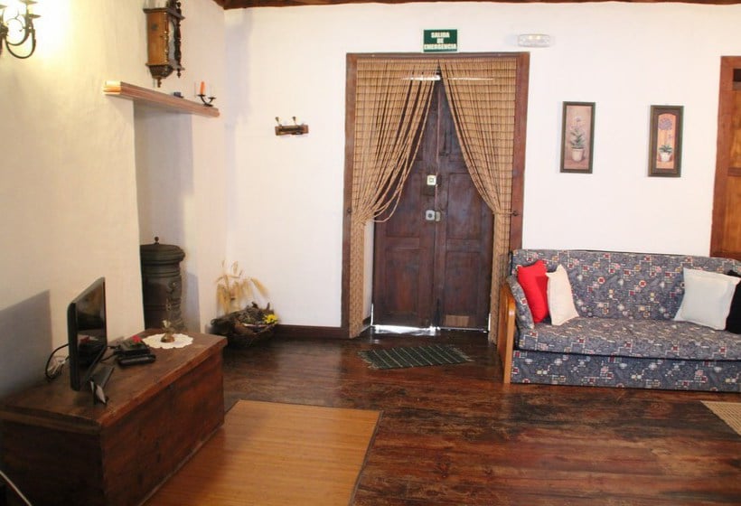 Casas Rurales Los Marantes