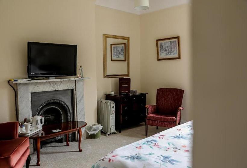 Croxton House Bed And Breakfast