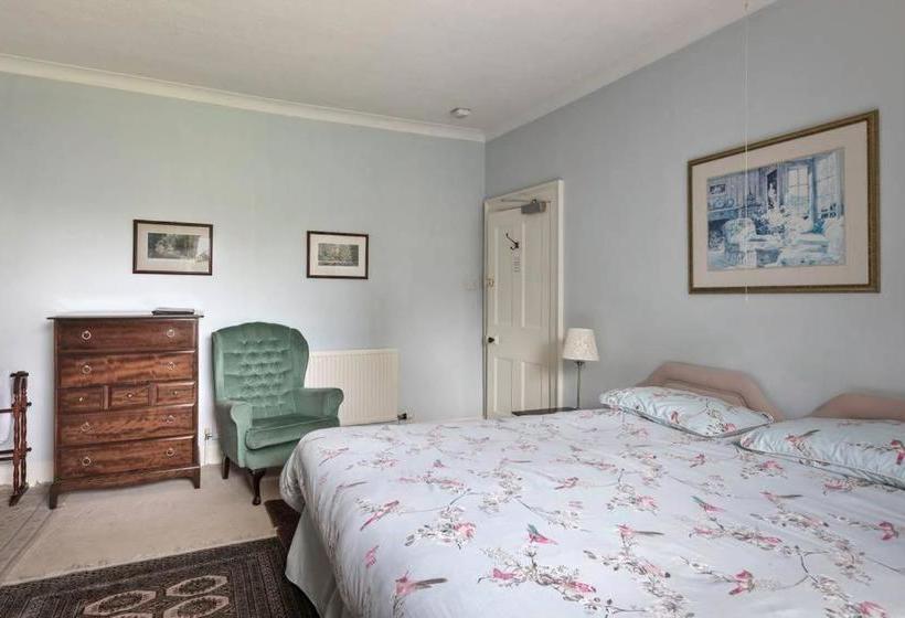 Croxton House Bed And Breakfast