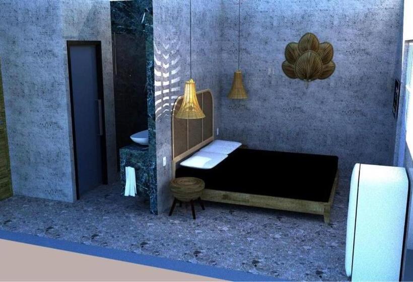 ホテル Delfini Beach