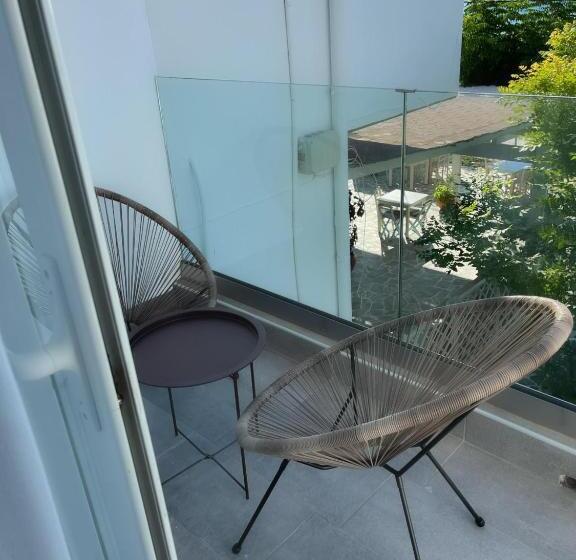 ホテル Delfini Beach