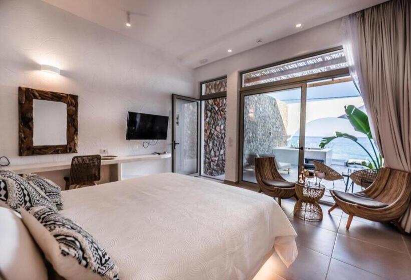 ホテル Delfini Beach