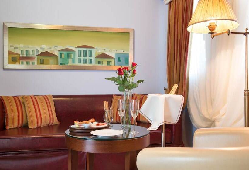 Enavlion Hotel Batagianni