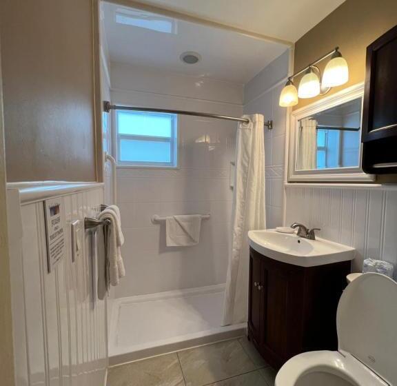 ホテル Enchanted Isle Hollywood Beach Resort