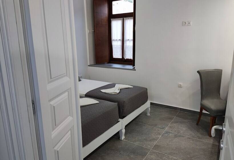 호텔 Achilleas Pension