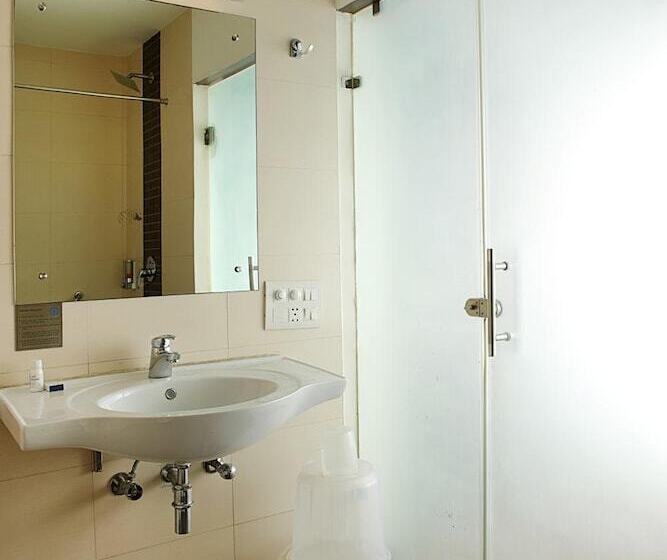 فندق Ahuja Residency Cyber City Ii