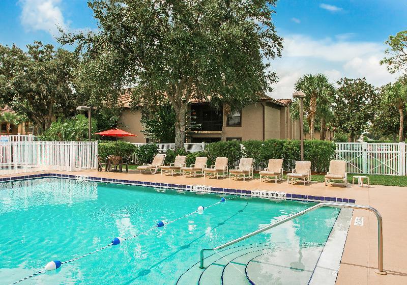 فندق Alhambra Villas