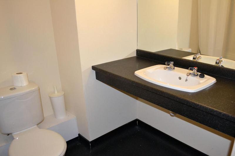 酒店 Almond House Lodge