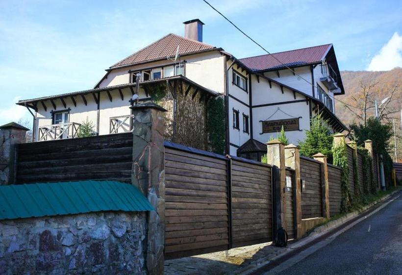 Отель Alpiysky Dvor