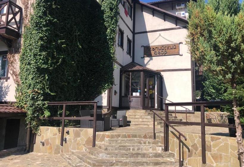 Отель Alpiysky Dvor