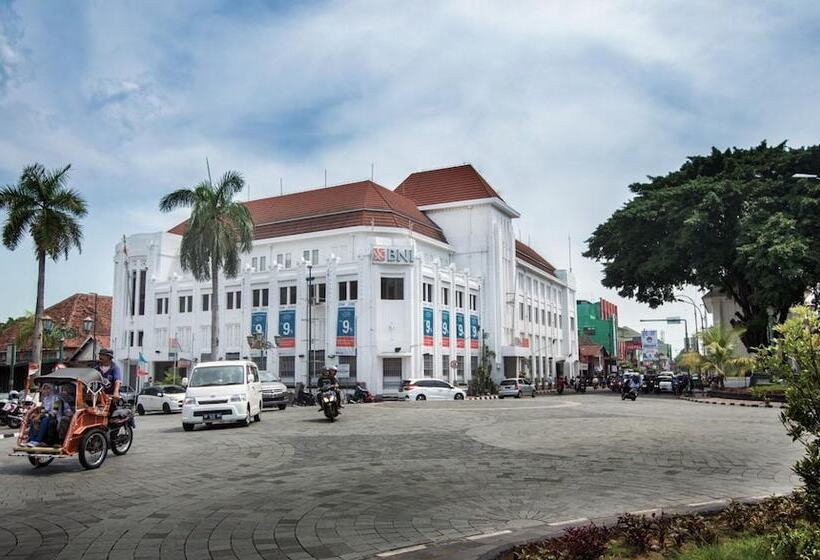 Amaris Hotel Malioboro   Jogja