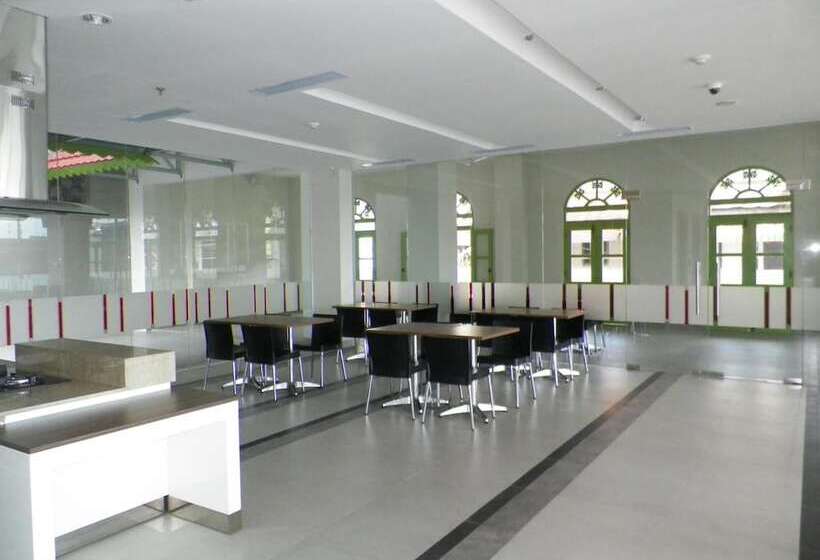 Amaris Hotel Malioboro   Jogja