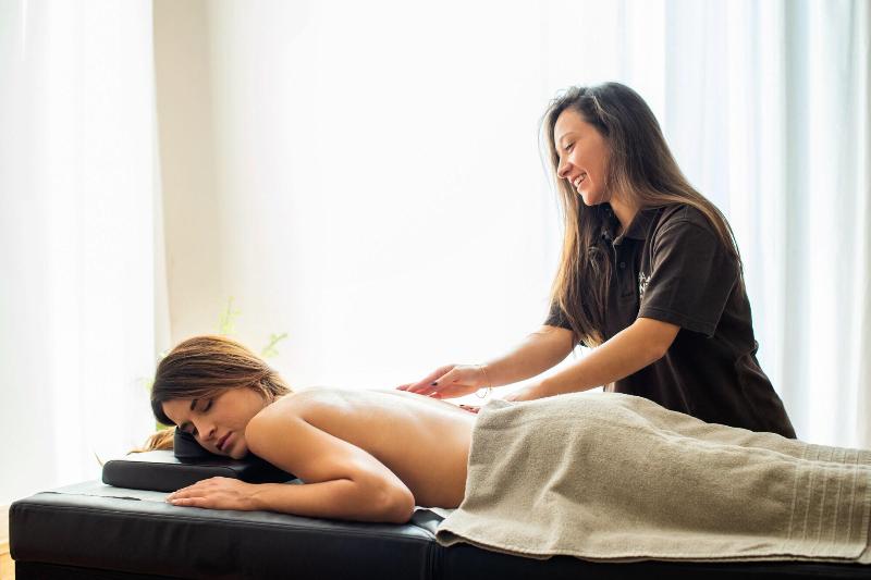 בית מלון כפרי Aqua Montis Resort & Spa