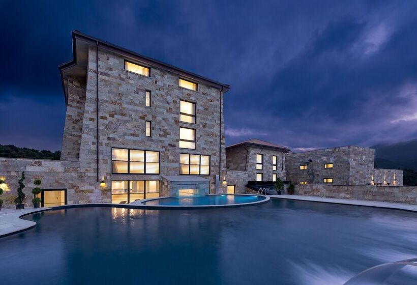 בית מלון כפרי Aqua Montis Resort & Spa