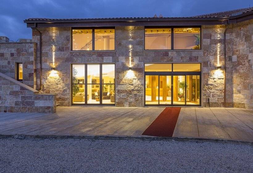 בית מלון כפרי Aqua Montis Resort & Spa