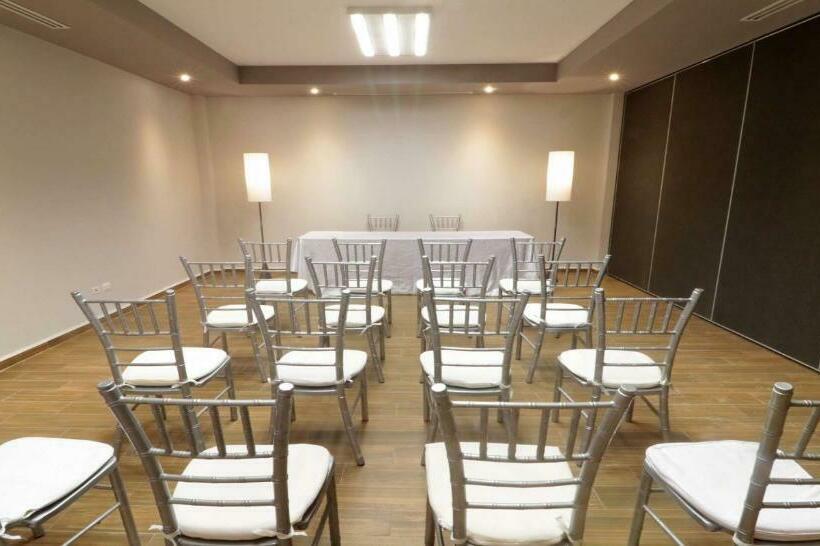 Bluu Hotel Aeropuerto Monclova Frontera