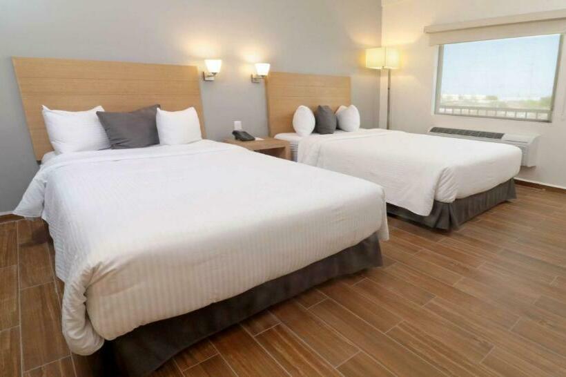 Bluu Hotel Aeropuerto Monclova Frontera
